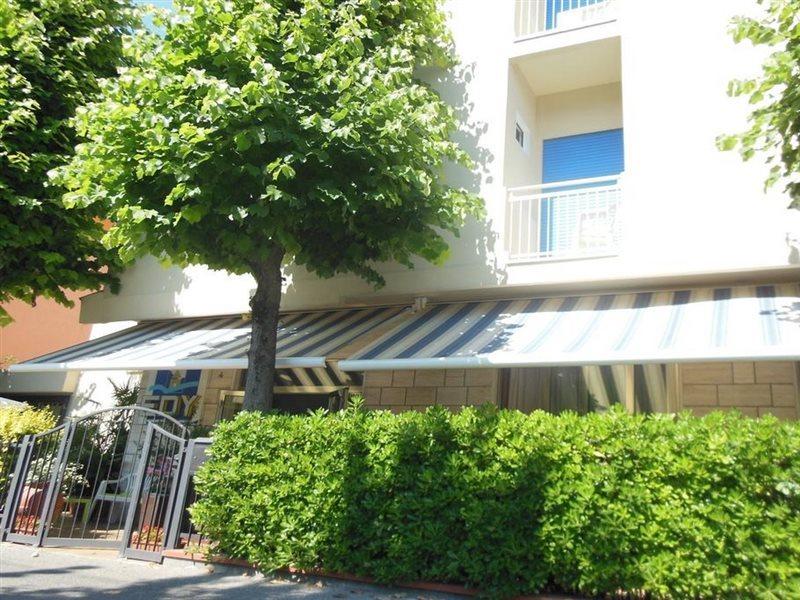 Hotel Edy Rimini Bagian luar foto