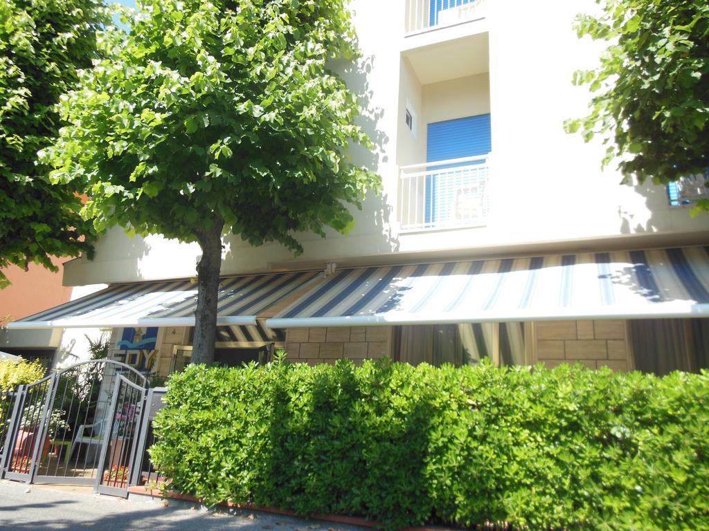 Hotel Edy Rimini Bagian luar foto