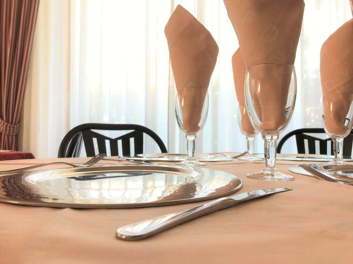 Hotel Edy Rimini Bagian luar foto
