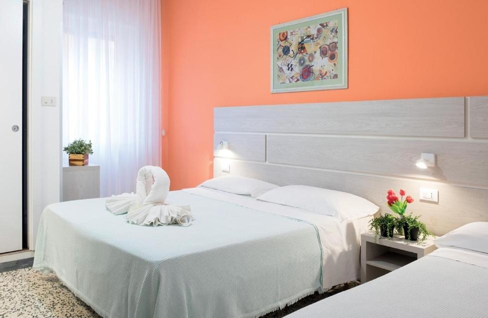 Hotel Edy Rimini Bagian luar foto